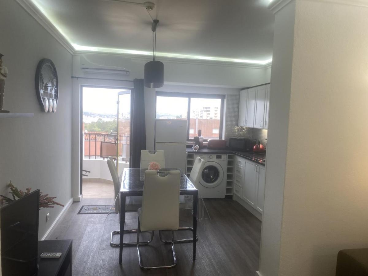 Seas The Day Apartment Portimao Luaran gambar